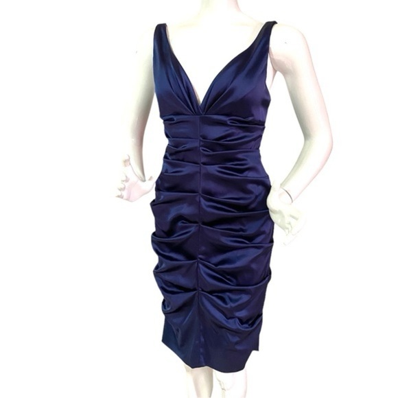 NWT Xscape Elegant holiday party dress Navy Blue silky satin christmas event - Picture 4 of 9